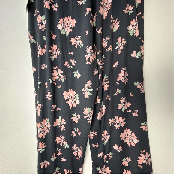 Belk Wonderly Gray Charcoal Lounge Pajama Pants w/Pink Floral Accents Medium NWT - Picture 10 of 10